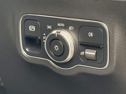 Mercedes-Benz GLA GLA200 Sport - U602