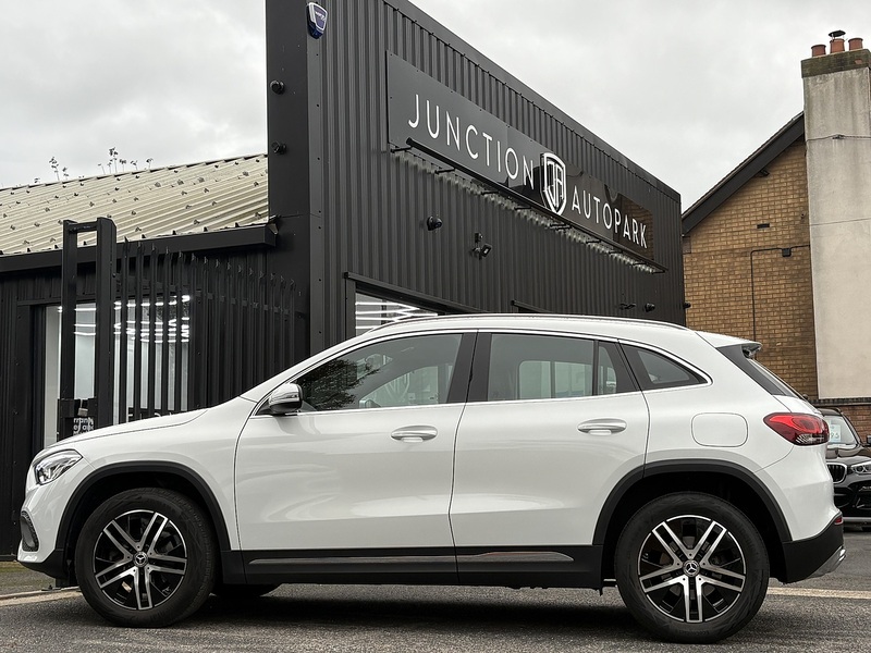 Mercedes-Benz GLA GLA200 Sport - U602