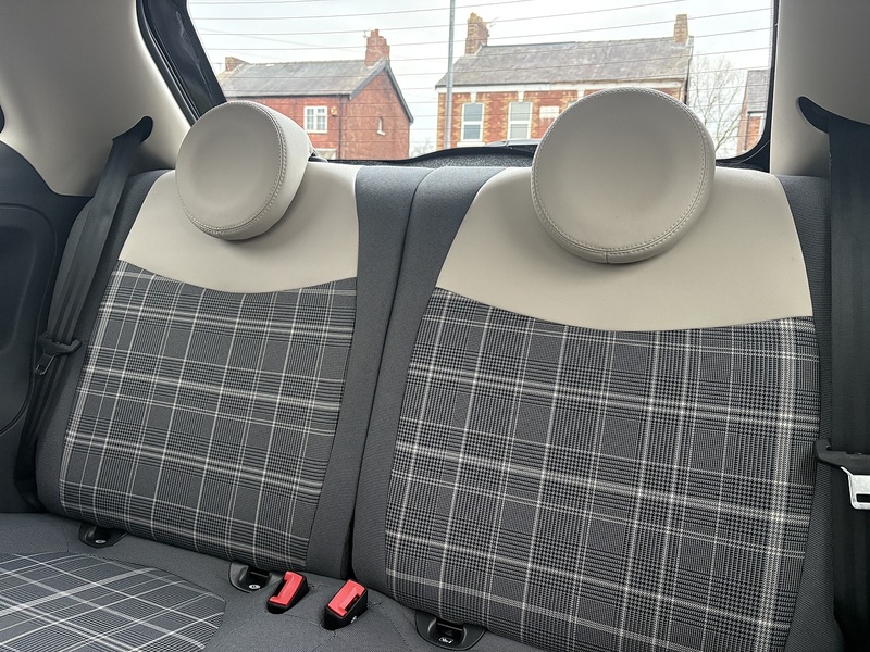 Fiat 500 Lounge - U603