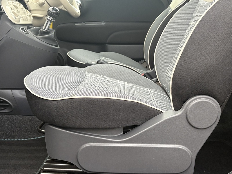 Fiat 500 Lounge - U603