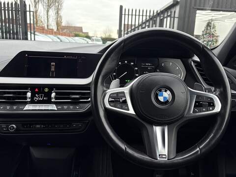 BMW 1 Series 118d M Sport - U604