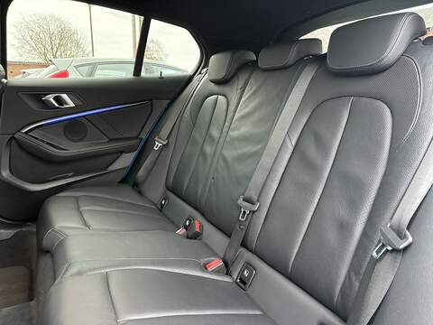 BMW 1 Series 118d M Sport - U604