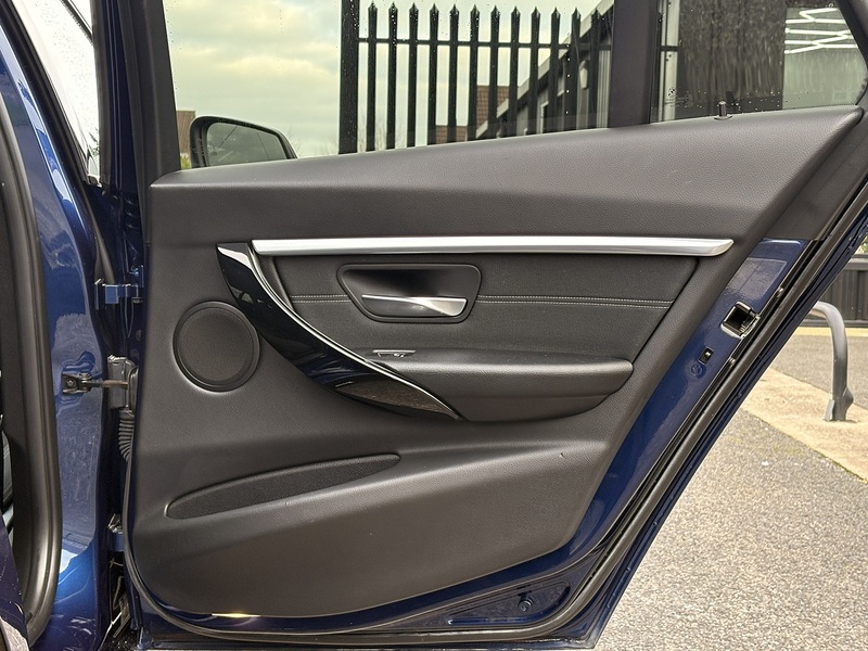 BMW 3 Series 318d Sport - U605