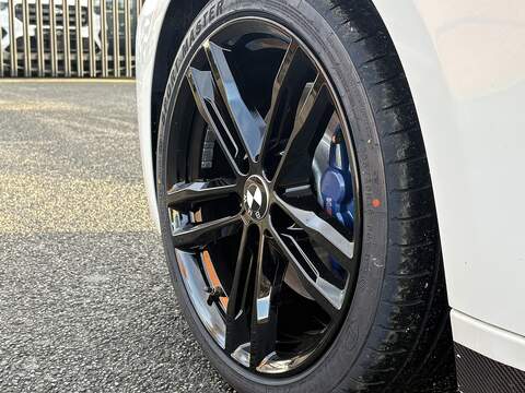 BMW 3 Series 320d M Sport Shadow Edition - U606