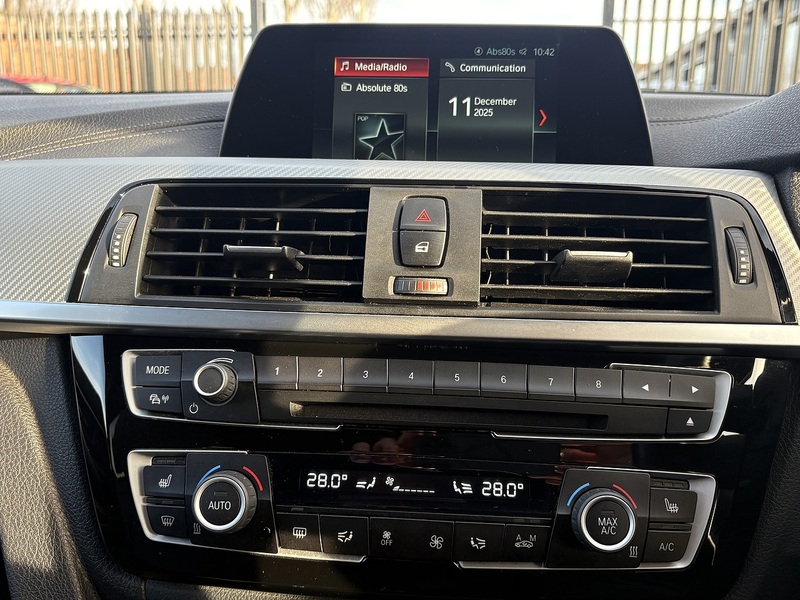 BMW 3 Series 320d M Sport Shadow Edition - U606