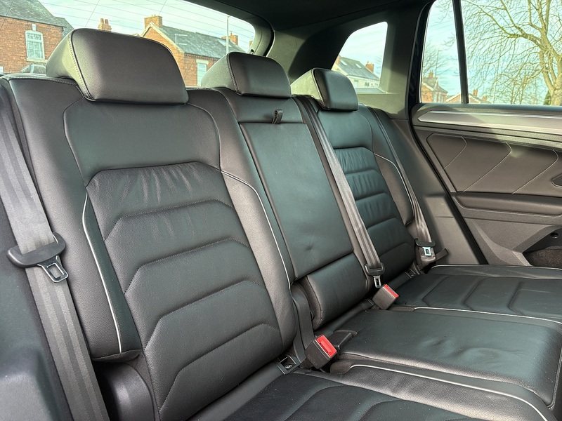 Volkswagen Tiguan TDI R-Line - U608
