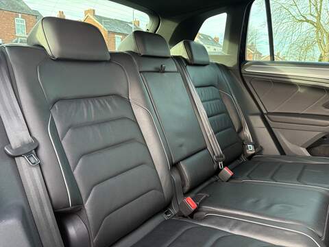 Volkswagen Tiguan TDI R-Line - U608
