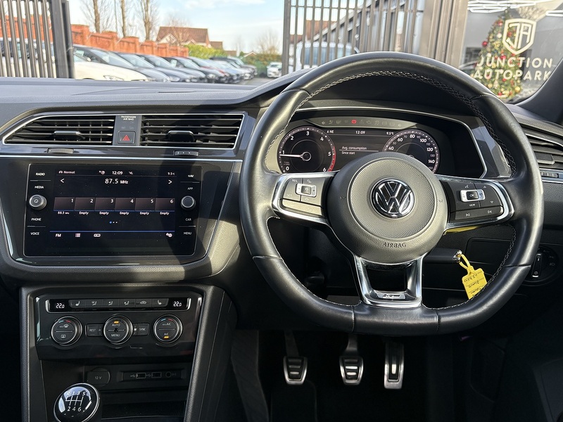 Volkswagen Tiguan TDI R-Line - U608