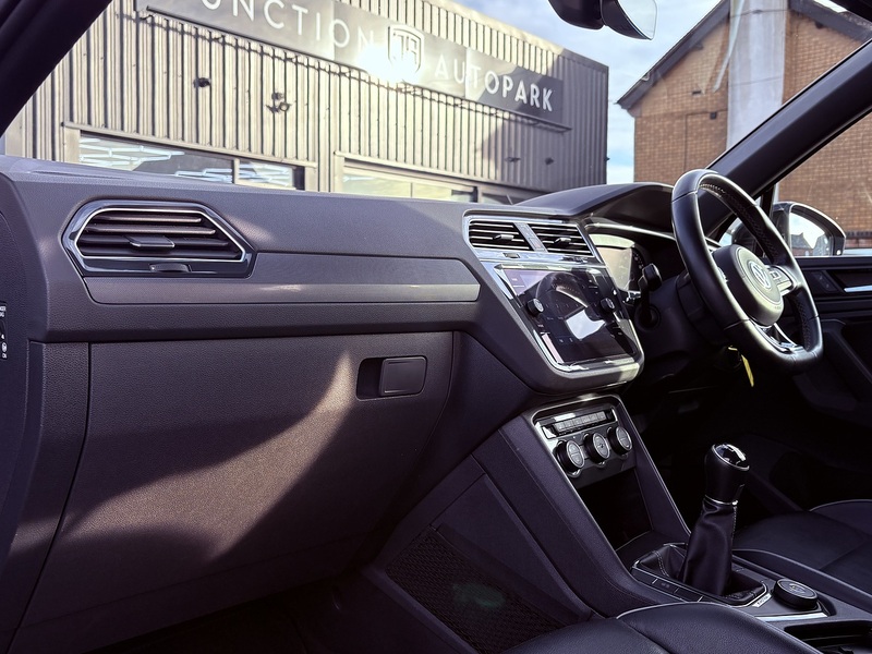 Volkswagen Tiguan TDI R-Line - U608