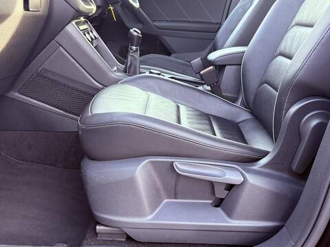 Volkswagen Tiguan TDI R-Line - U608