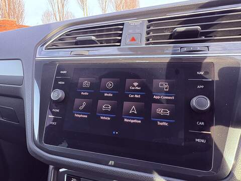 Volkswagen Tiguan TDI R-Line - U608