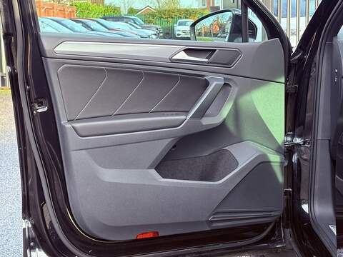 Volkswagen Tiguan TDI R-Line - U608