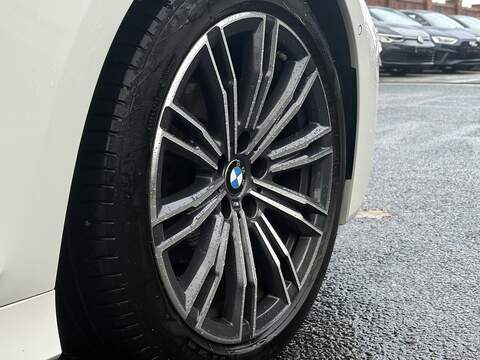 BMW 3 Series 318i M Sport - U610