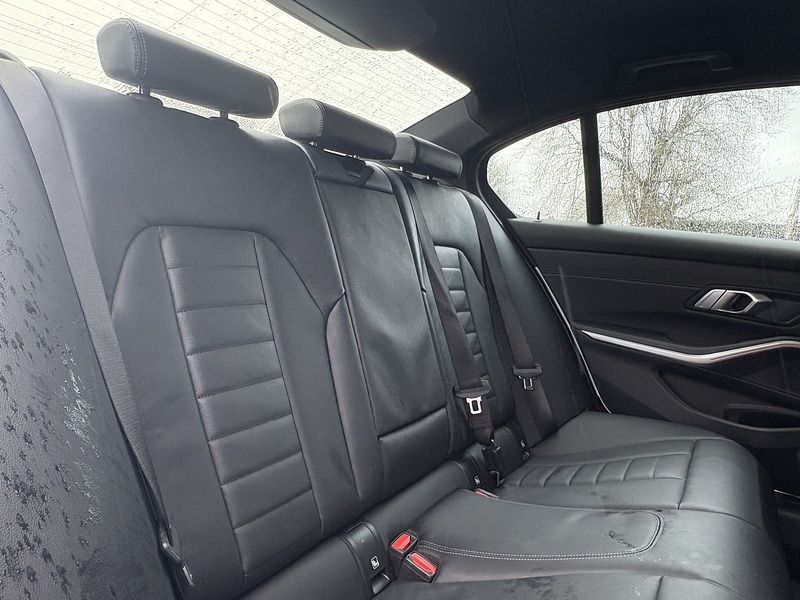 BMW 3 Series 318i M Sport - U610