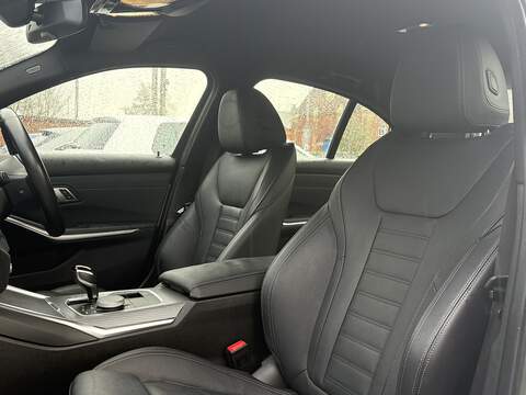 BMW 3 Series 318i M Sport - U610