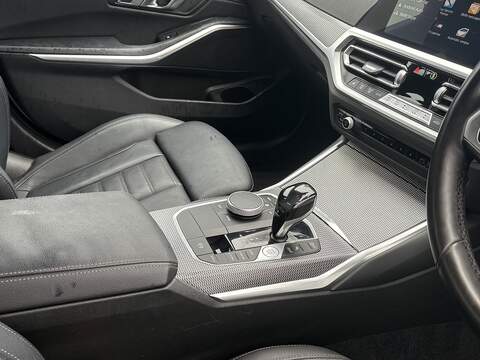 BMW 3 Series 318i M Sport - U610