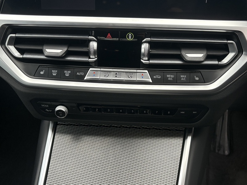 BMW 3 Series 318i M Sport - U610