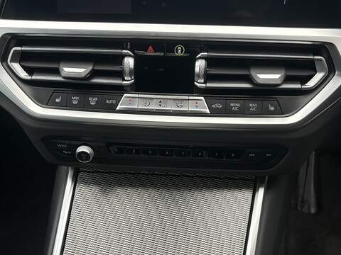 BMW 3 Series 318i M Sport - U610