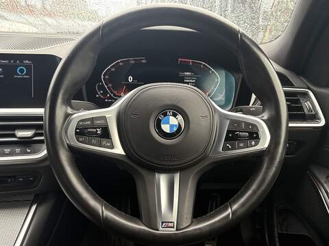 BMW 3 Series 318i M Sport - U610