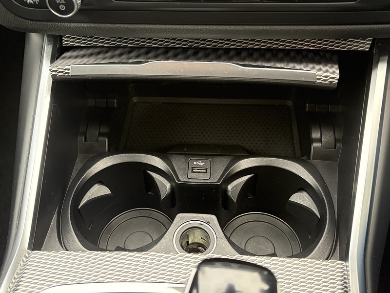 BMW 3 Series 318i M Sport - U610