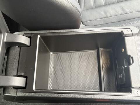 BMW 3 Series 318i M Sport - U610