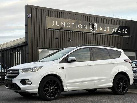 Ford Kuga T EcoBoost ST-Line X - U611