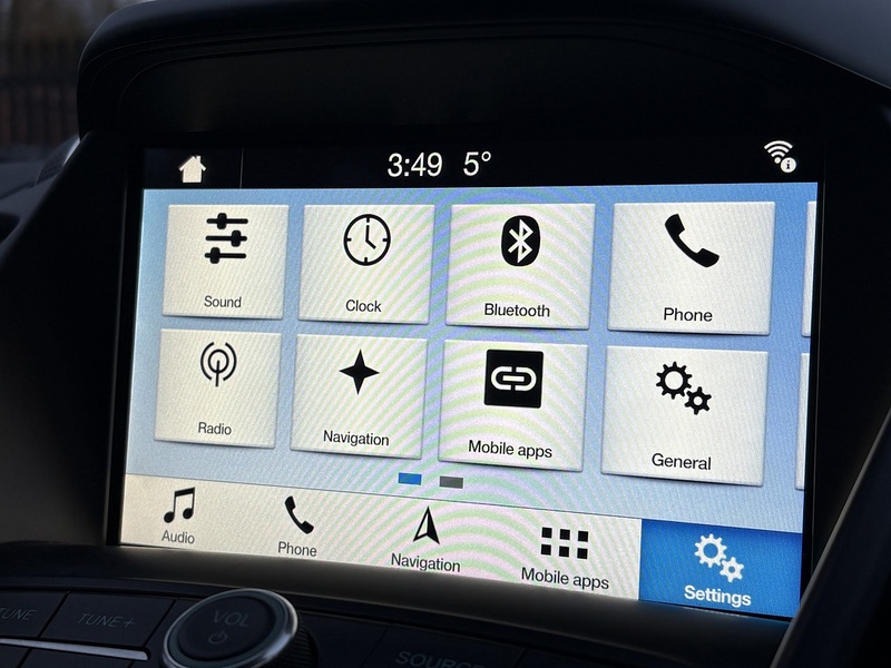 Ford Kuga T EcoBoost ST-Line X - U611