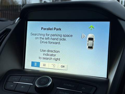 Ford Kuga T EcoBoost ST-Line X - U611