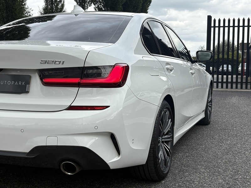 BMW 3 Series 320i M Sport - U614
