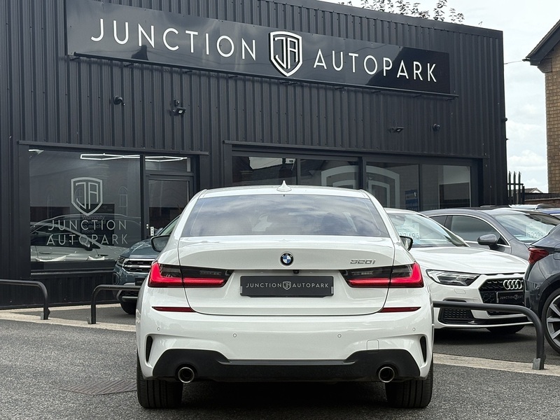 BMW 3 Series 320i M Sport - U614