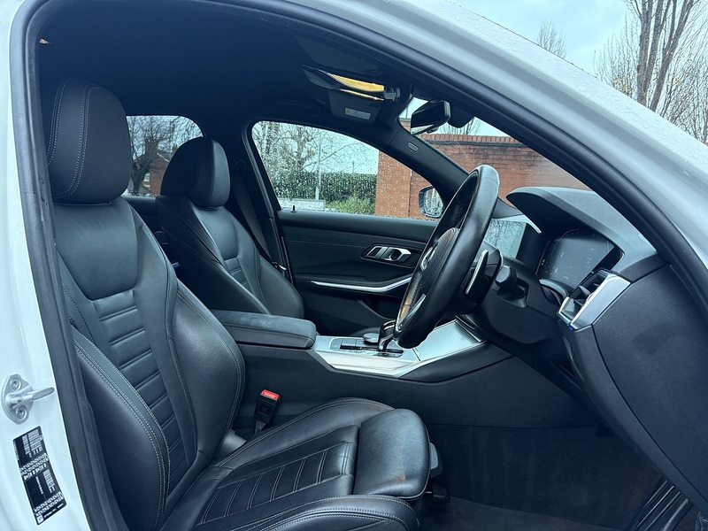 BMW 3 Series 320i M Sport - U614