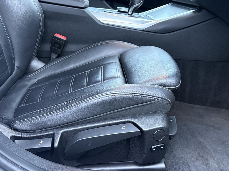 BMW 3 Series 320i M Sport - U614