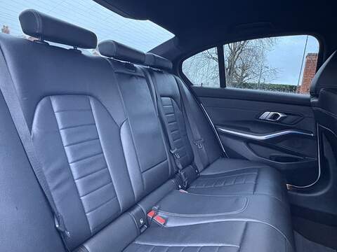 BMW 3 Series 320i M Sport - U614