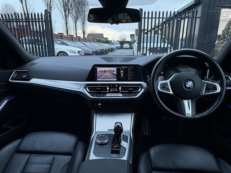 BMW 3 Series 320i M Sport - U614