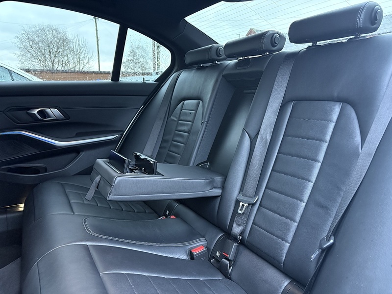 BMW 3 Series 320i M Sport - U614