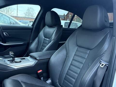 BMW 3 Series 320i M Sport - U614