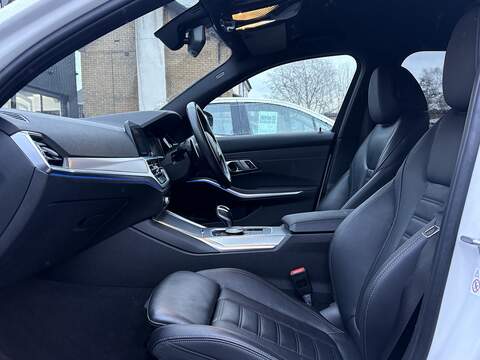 BMW 3 Series 320i M Sport - U614