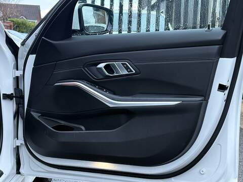 BMW 3 Series 320i M Sport - U614