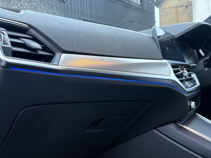 BMW 3 Series 320i M Sport - U614