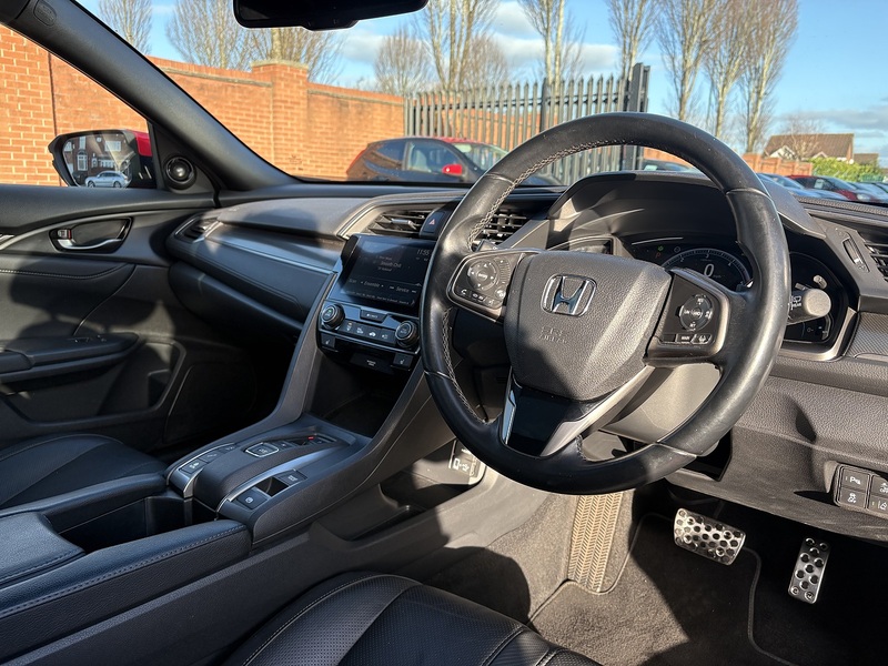 Honda Civic i-DTEC EX - U616