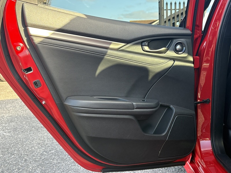 Honda Civic i-DTEC EX - U616