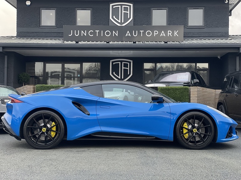 Lotus Emira V6 First Edition - U619