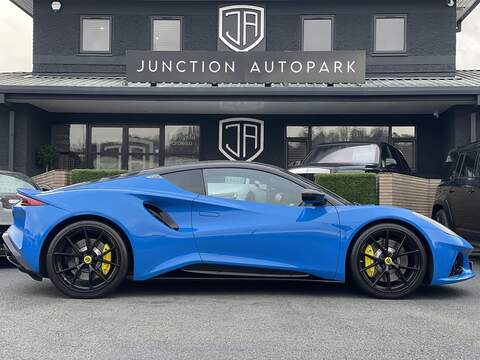 Lotus Emira V6 First Edition - U619