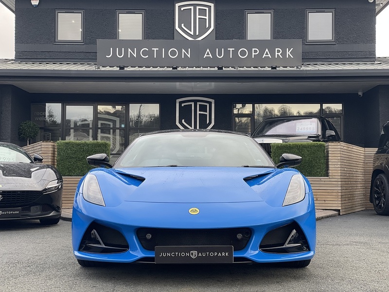 Lotus Emira V6 First Edition - U619