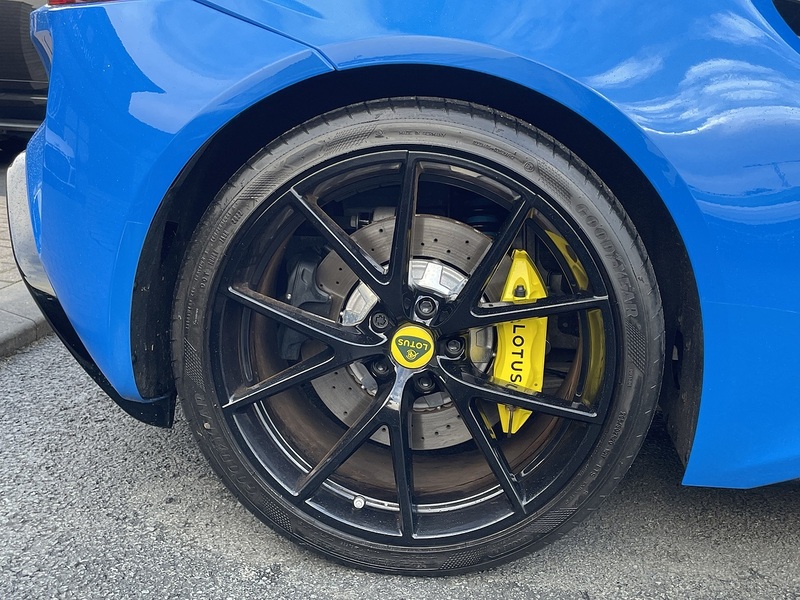 Lotus Emira V6 First Edition - U619