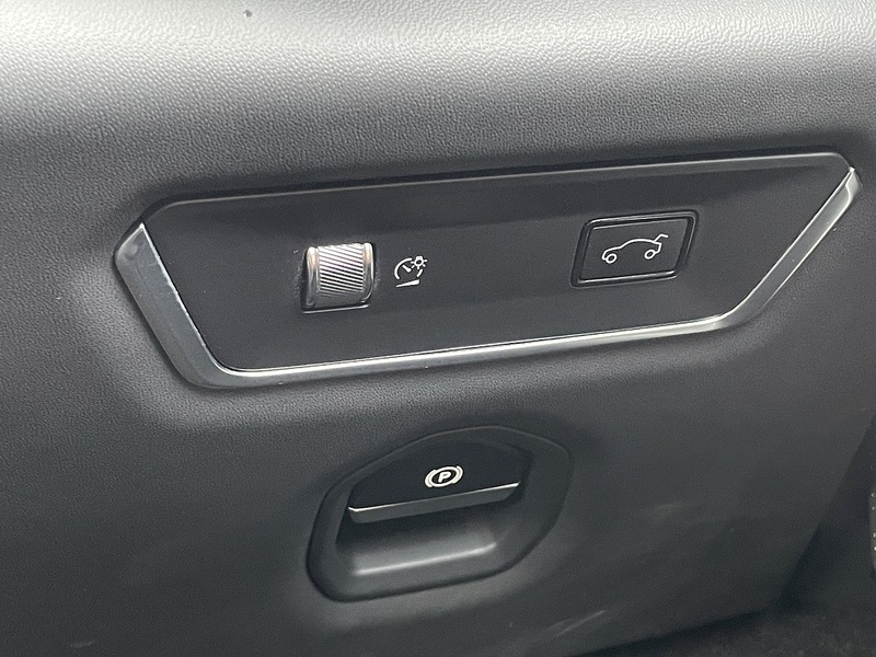 Lotus Emira V6 First Edition - U619