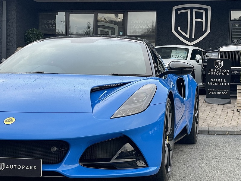 Lotus Emira V6 First Edition - U619