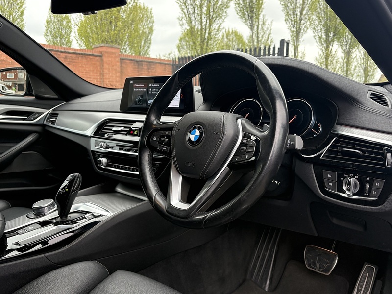 BMW 5 Series 520d M Sport - U620