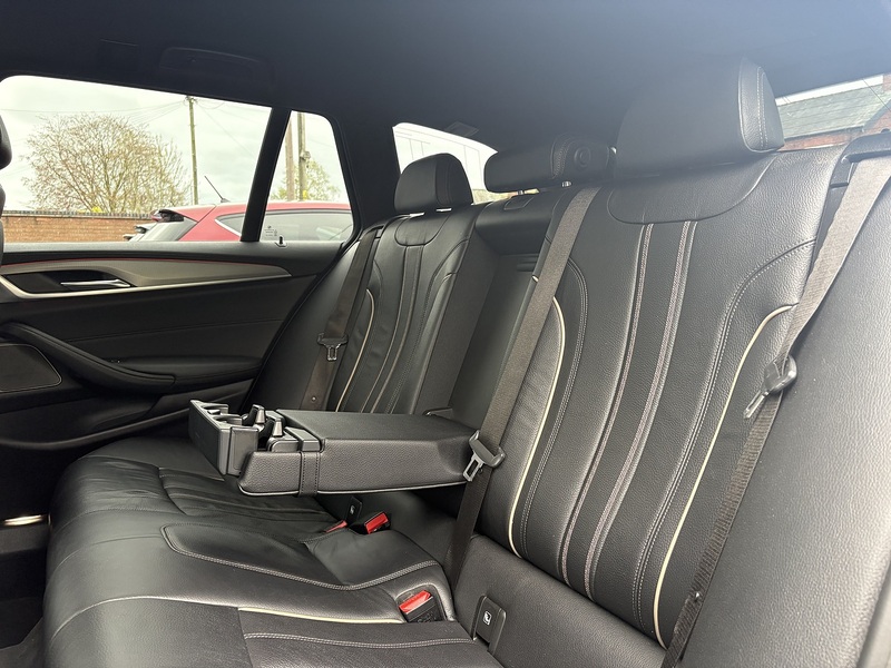 BMW 5 Series 520d M Sport - U620