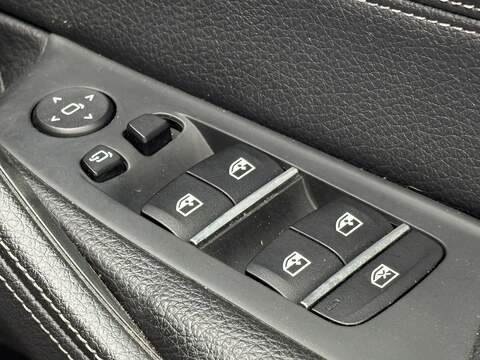BMW 5 Series 520d M Sport - U620
